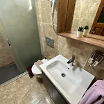 Pasha Suite, Floor Lägenhet