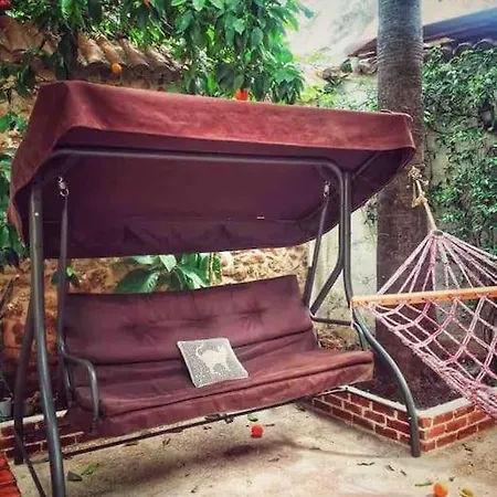 Pasha Suite, Floor Lägenhet