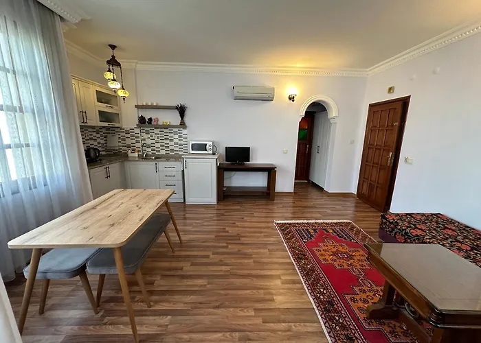 Pasha Suite, Floor * Αττάλεια