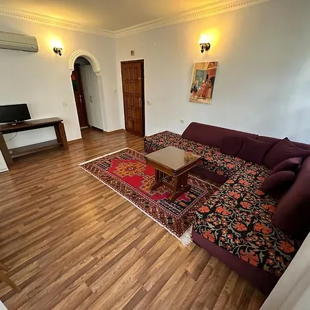 Pasha Suite, Floor Apartment *